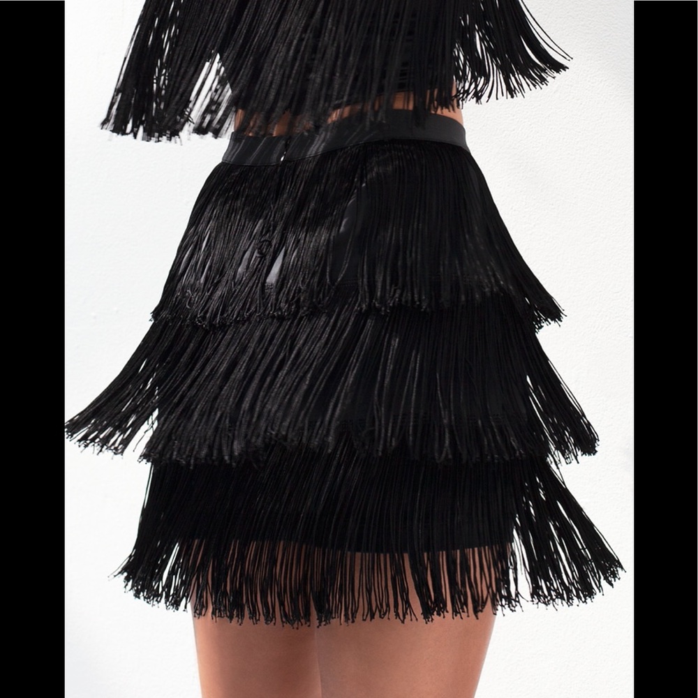 Aritzia - Mirage Skirt